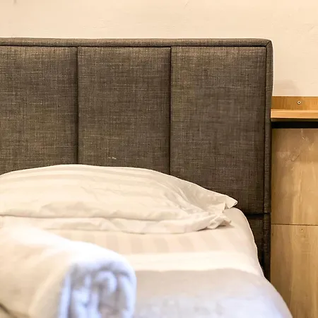 Lägenhet Tiny Cute Near The Center - 5 Min Walk