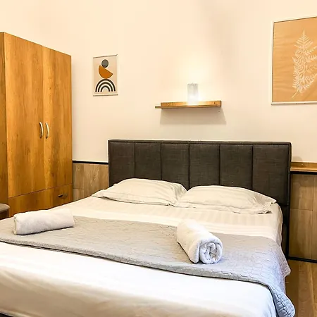 Tiny Cute Near The Center - 5 Min Walk Apartamento *