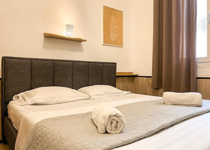 Tiny Cute Near The Center - 5 Min Walk Appartement Tirana